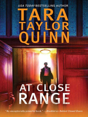 At Close Range: First edition (9781408955642)