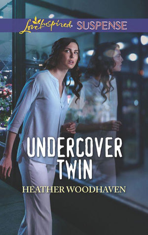 Twins Separated at Birth - Undercover Twin (Mills &amp; Boon Love Inspired Suspense) (Twins Separated at Birth, Book 1)