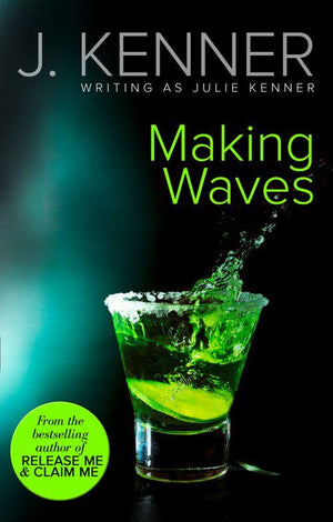 Making Waves (Mills &amp; Boon Spice): First edition